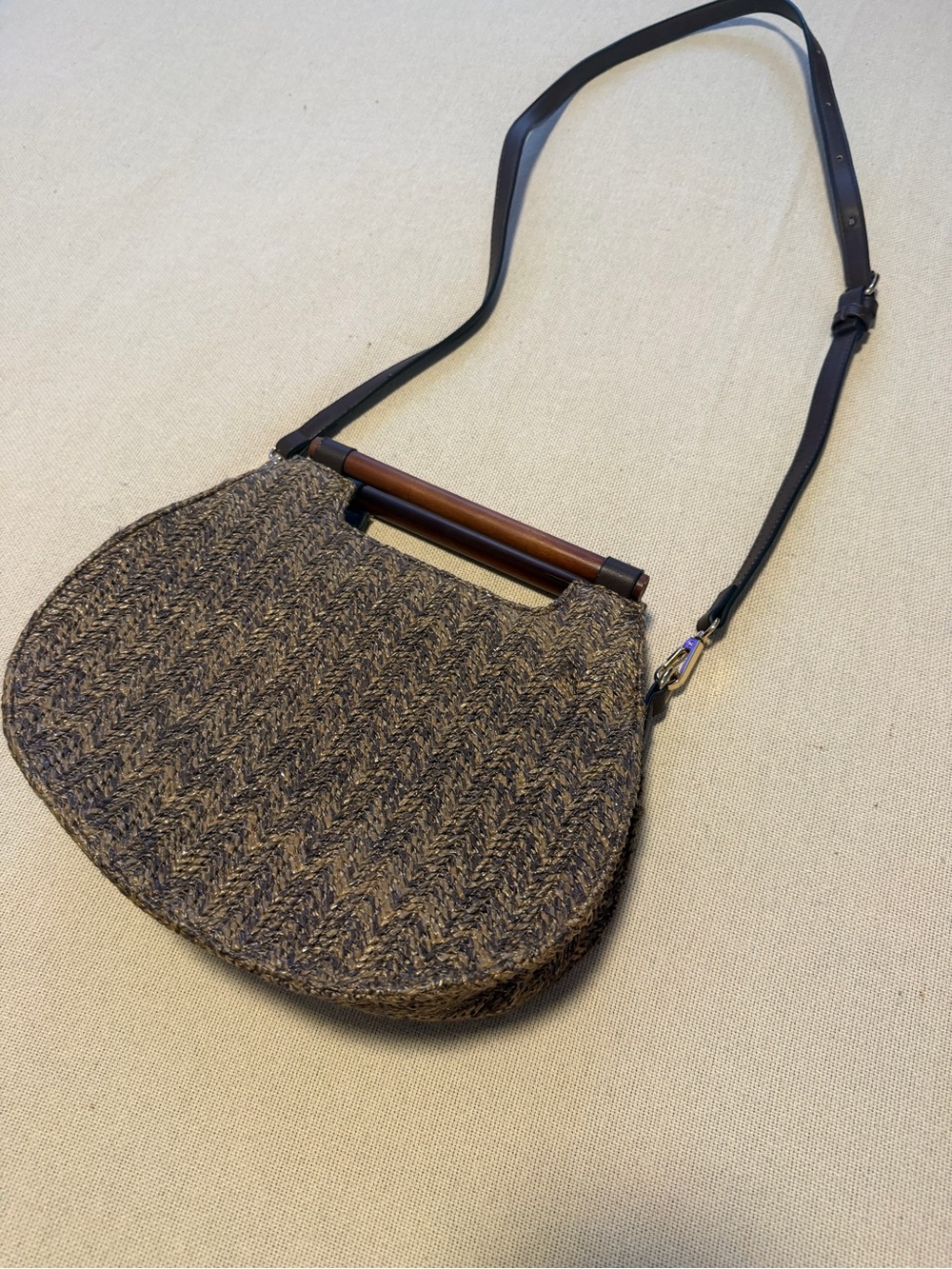 Woven Brown Crossbody Bag with Wooden Handle